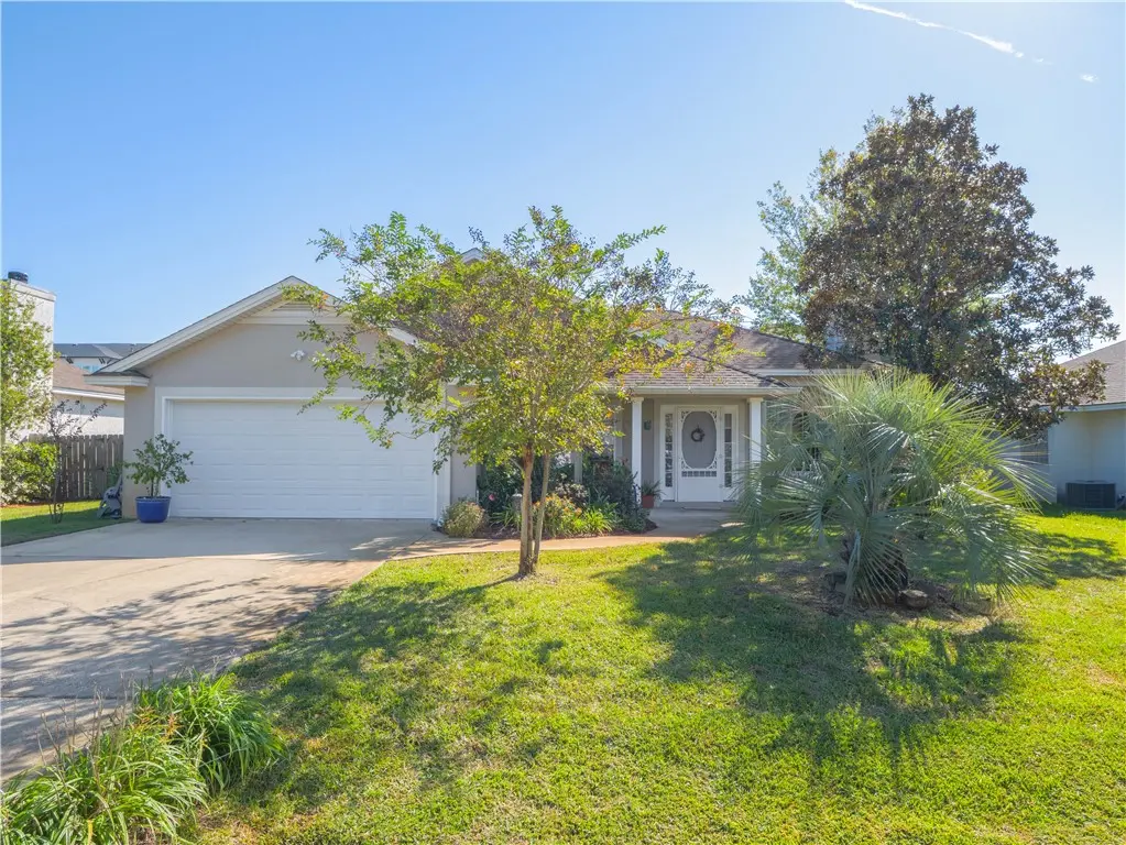 250 S Teakwood Court, Brunswick