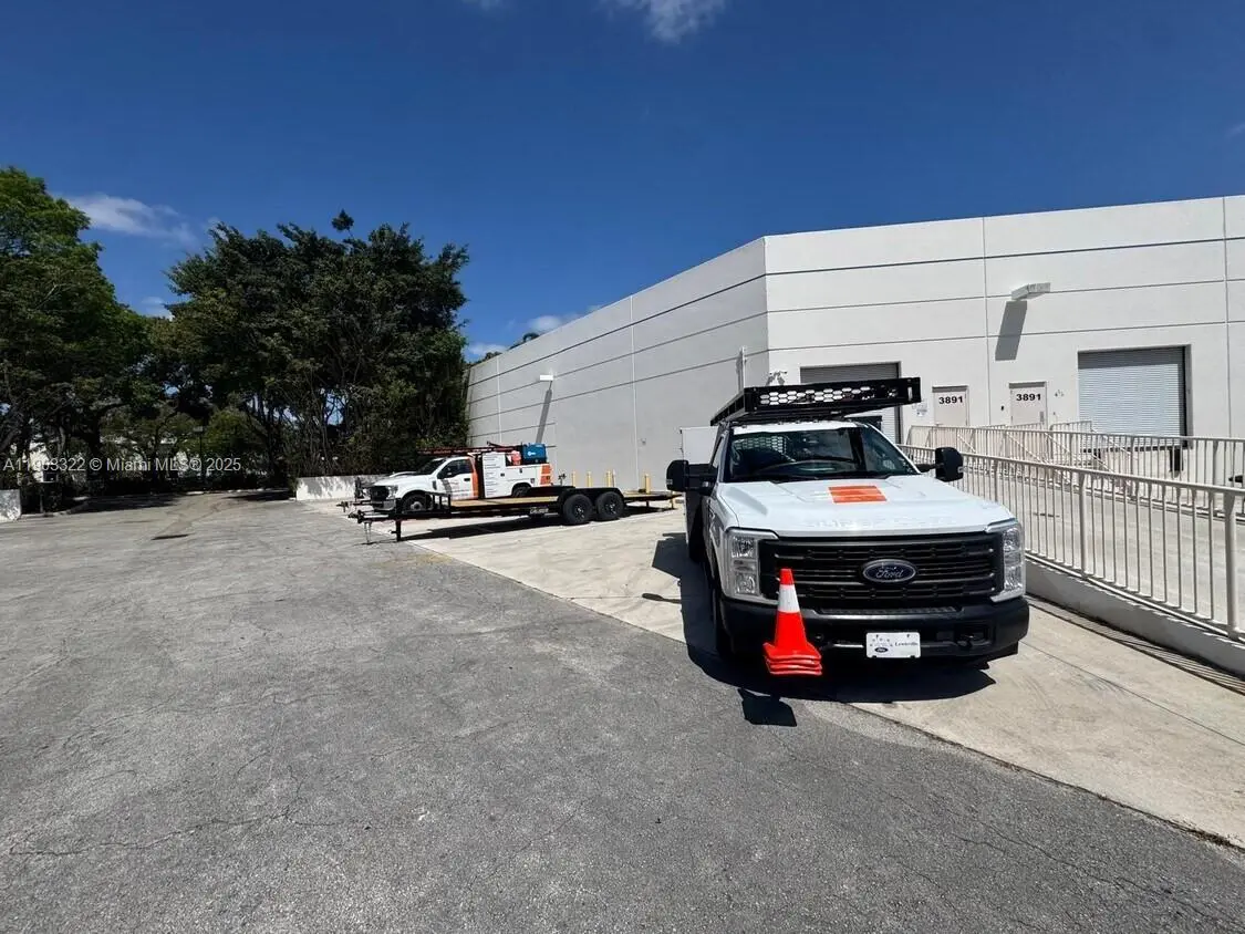 Photo of Listing #A11903322