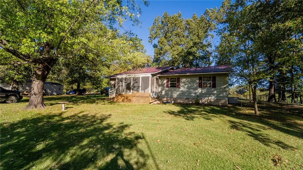 12214 Kenneth Price Road, Elm Springs