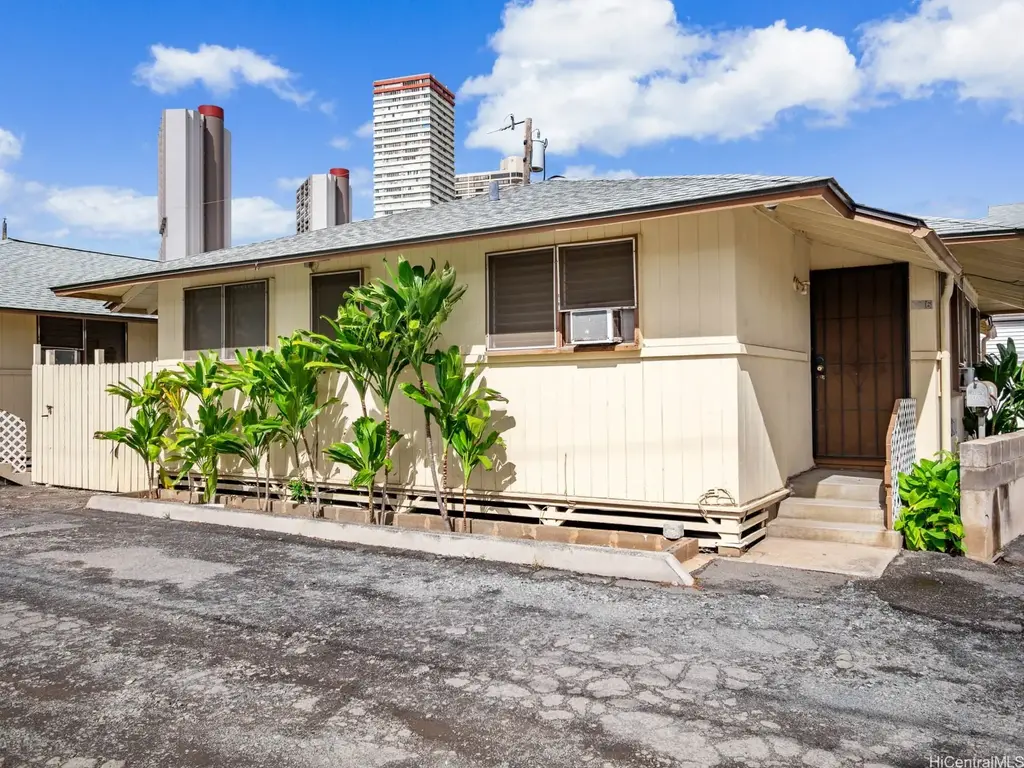 726 Menehune Lane, Honolulu