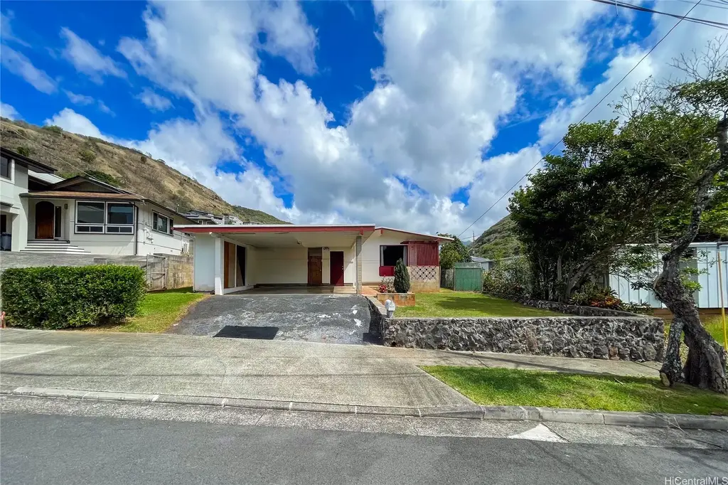 1424 Ala Hoku Place, Honolulu