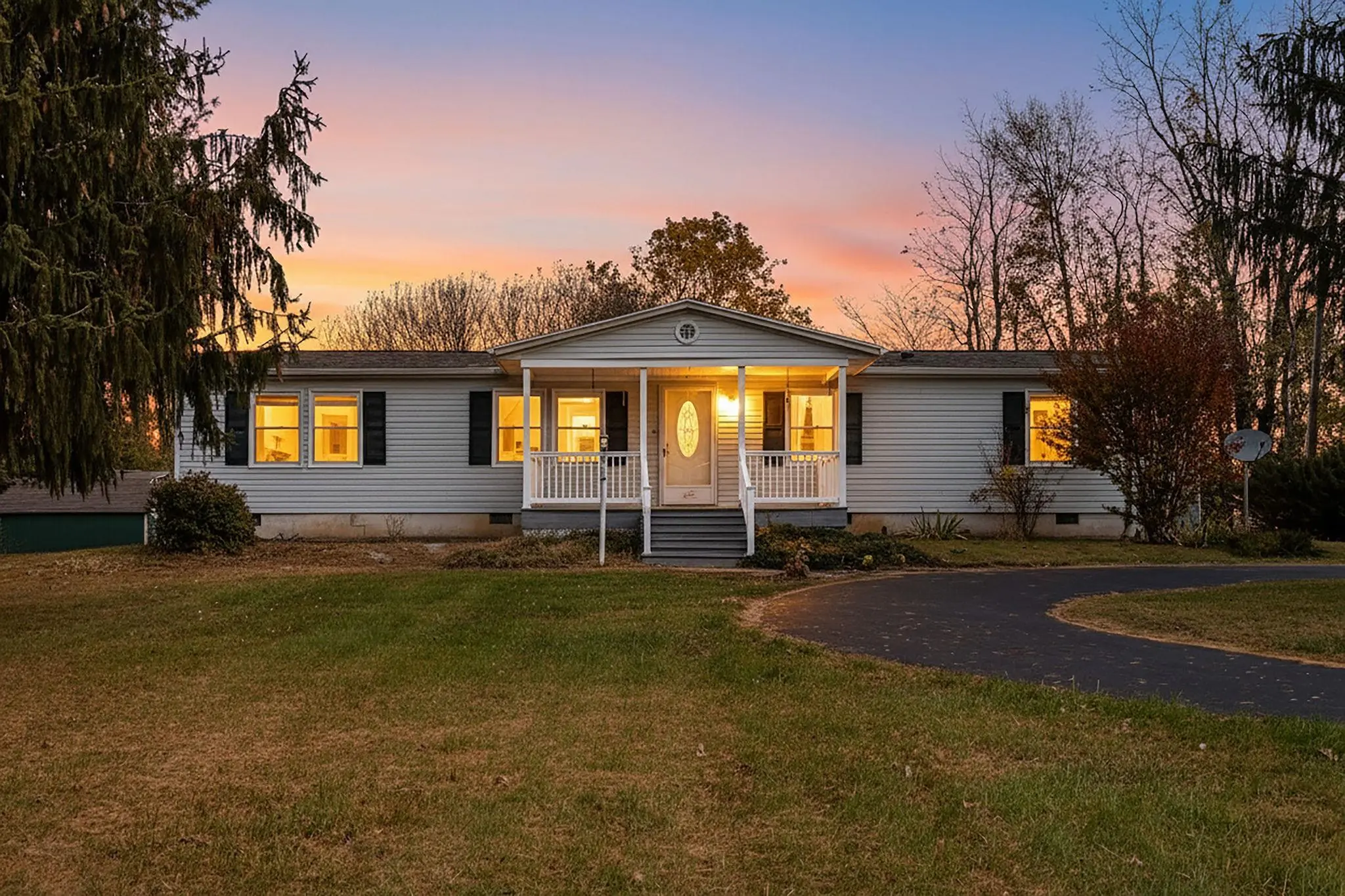 775 New Hope Rd, Staunton