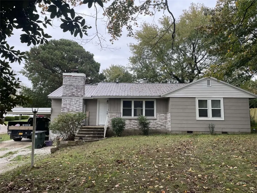 714 High Street, Berryville