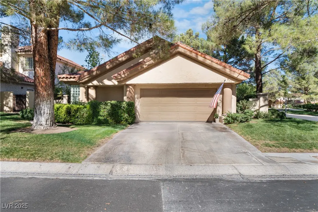 Photo of Listing #2730851