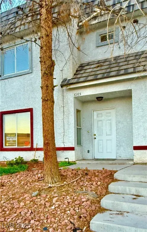 Photo of Listing #2730500