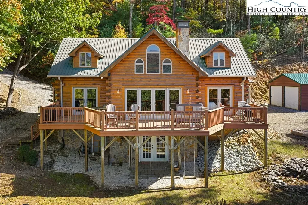 228 Abbey Road, McGrady