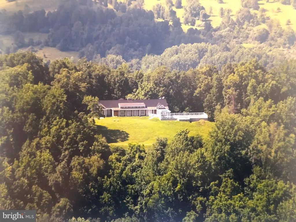 200 Fogg Mountain Ln, Flint Hill