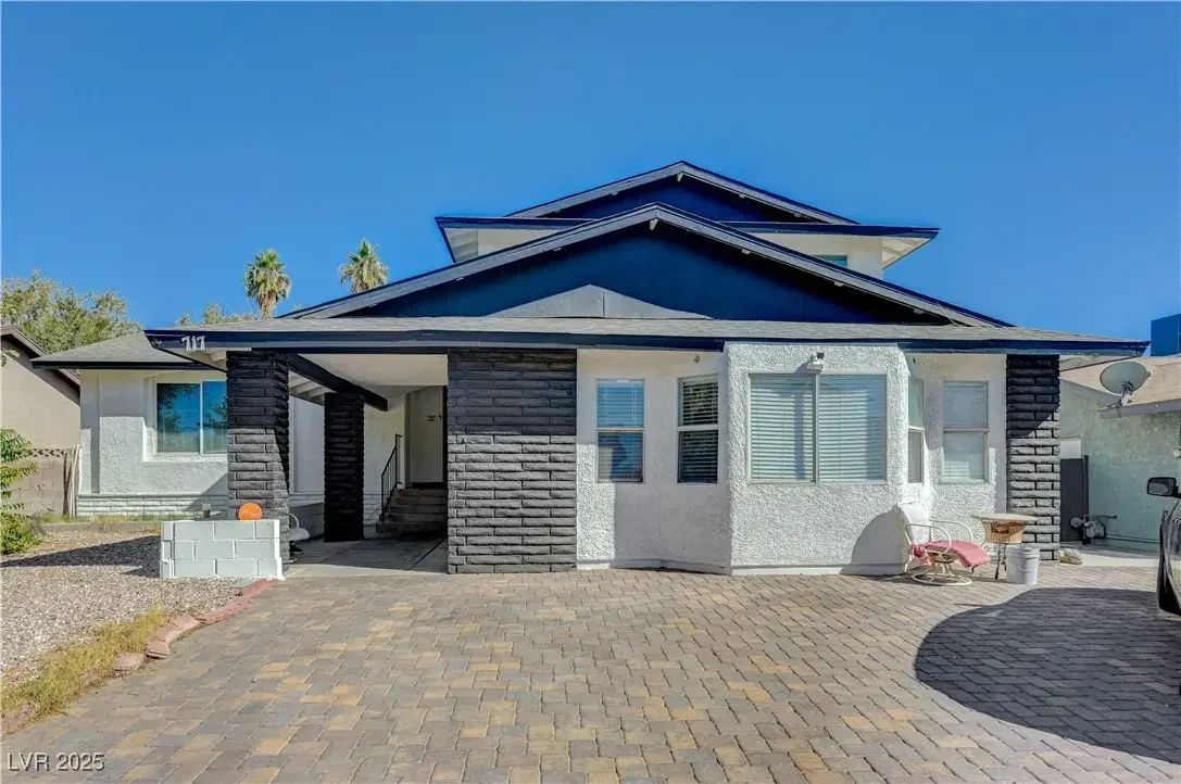 Photo of Listing #2729275