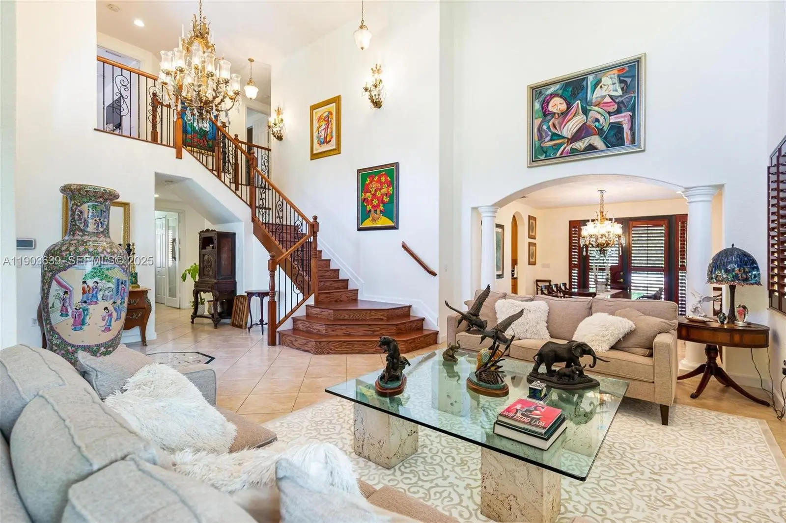 Photo of Listing #A11903639