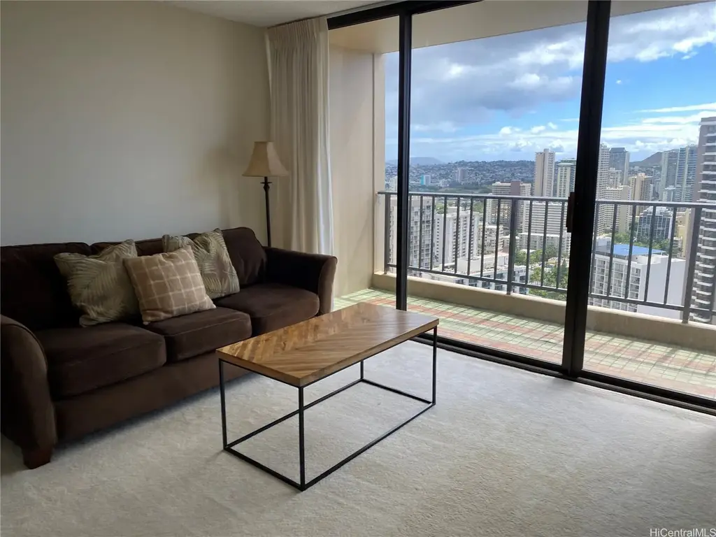 411 Hobron Lane # 3807, Honolulu