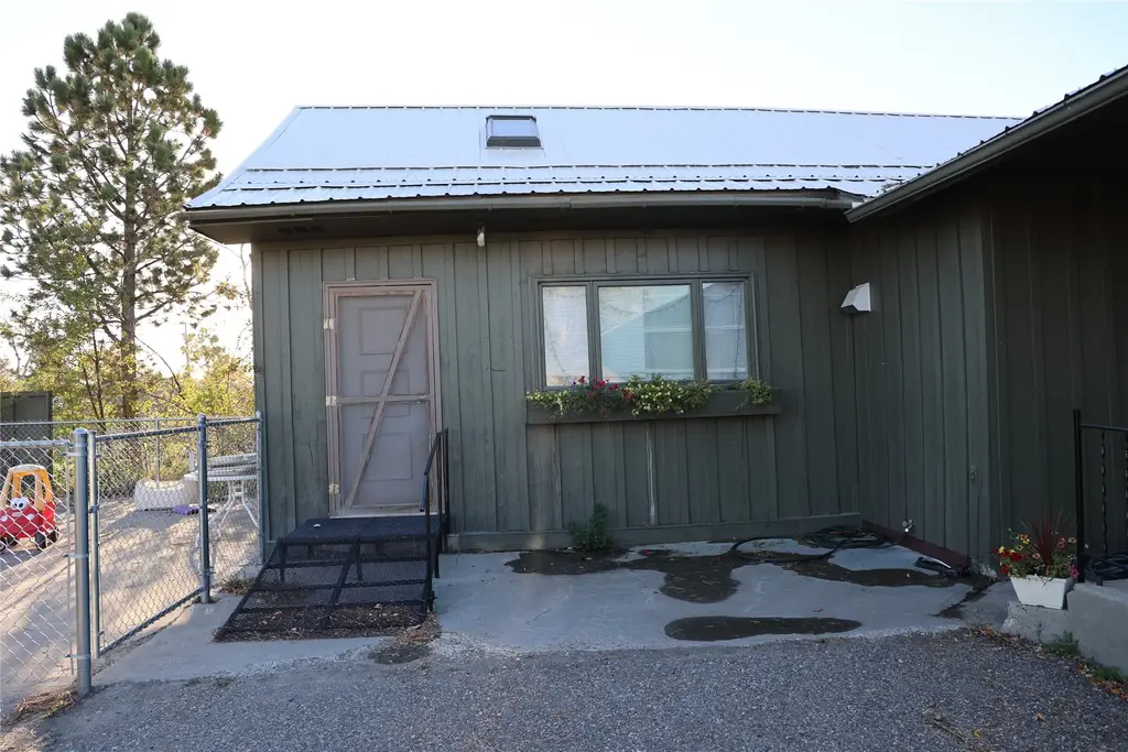 507 Teton Avenue, Valier