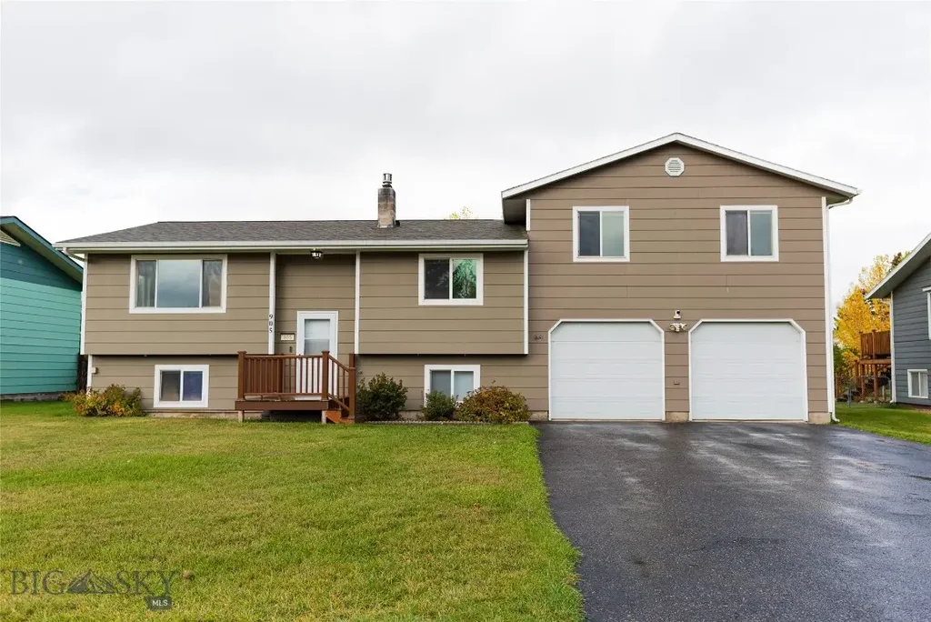 905 Colorado, Belgrade