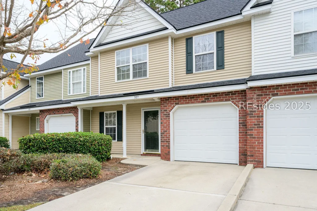 307 East Avenue, Bluffton