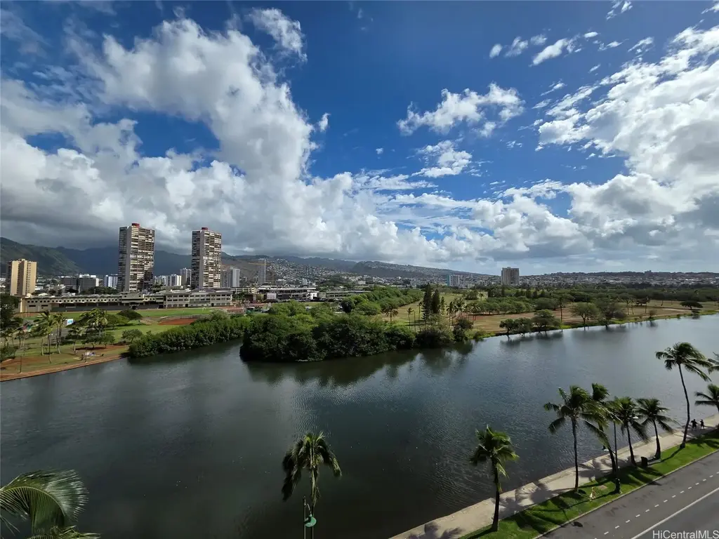 2211 Ala Wai Boulevard # 1002, Honolulu