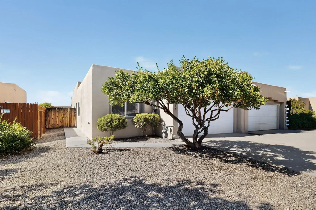 2109 Camino Contento Nw, Albuquerque