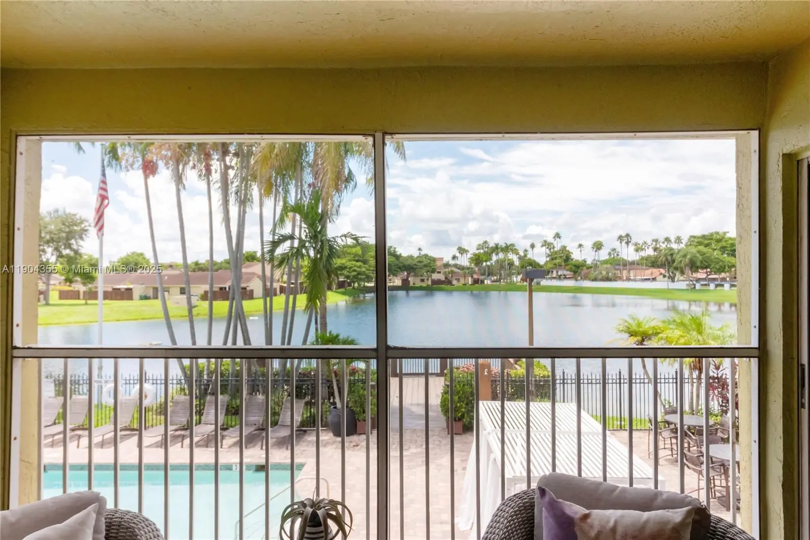 Photo of Listing #A11904355