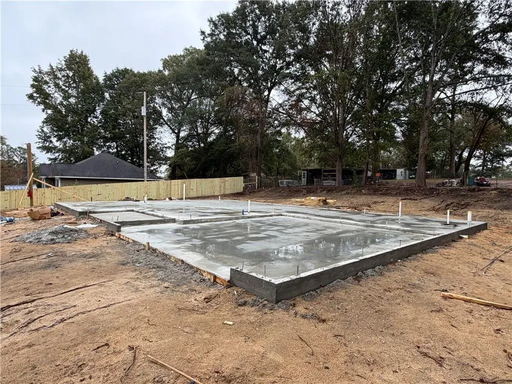 34 Hillway Drive, Phenix City