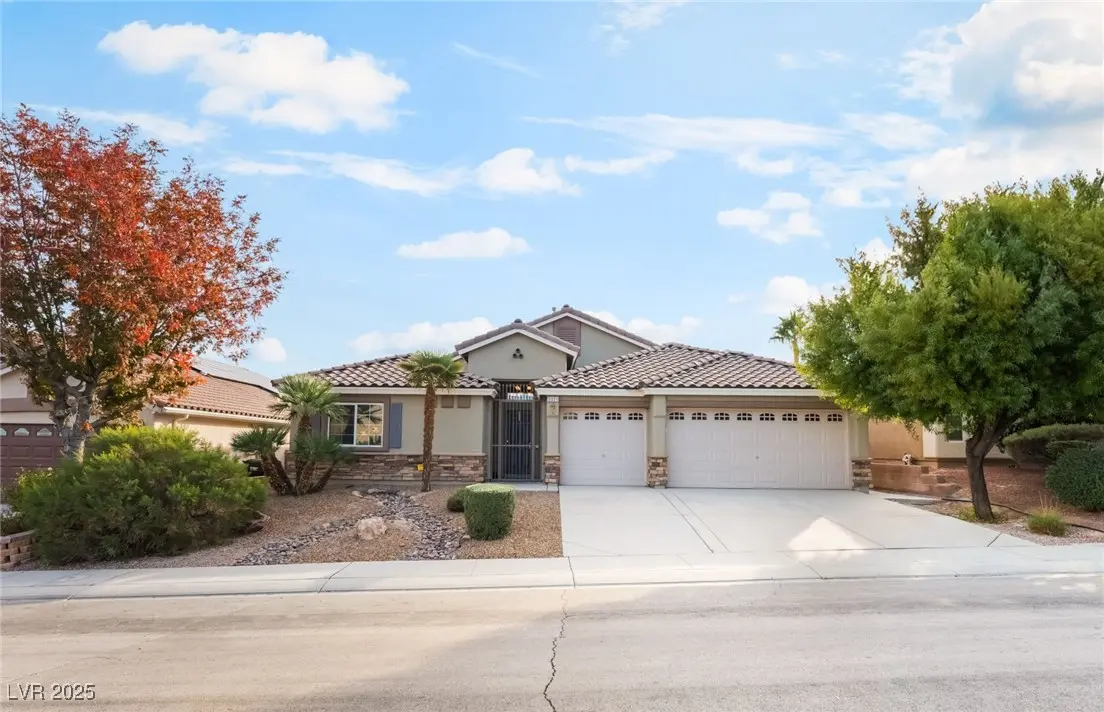 Photo of Listing #2731080