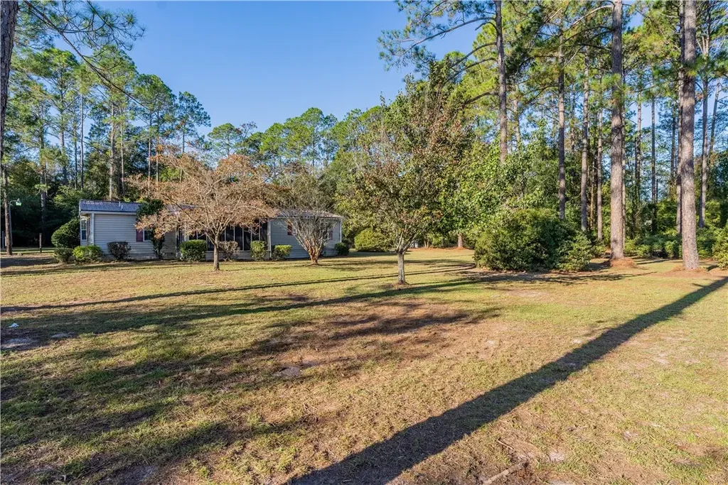 729 Satilla Trail, Blackshear