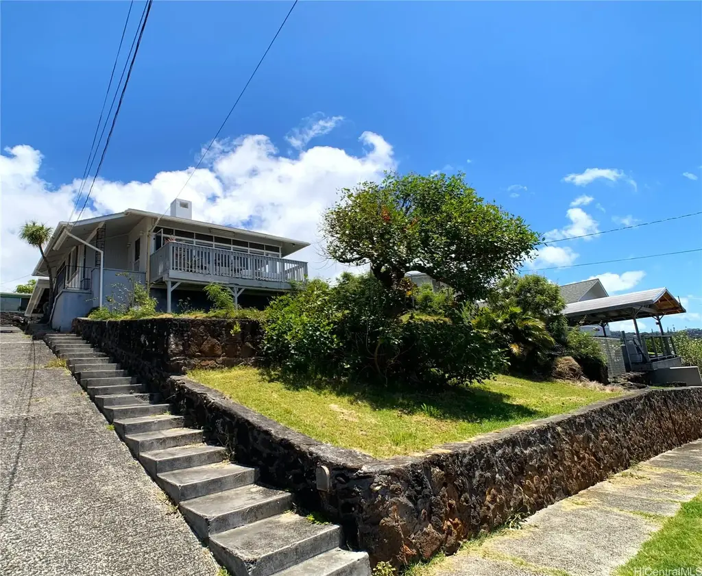 1074 Lanui Place, Honolulu