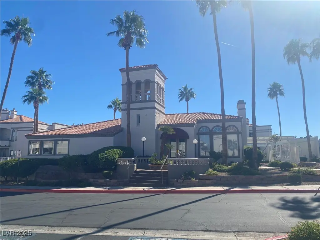 Photo of Listing #2729988