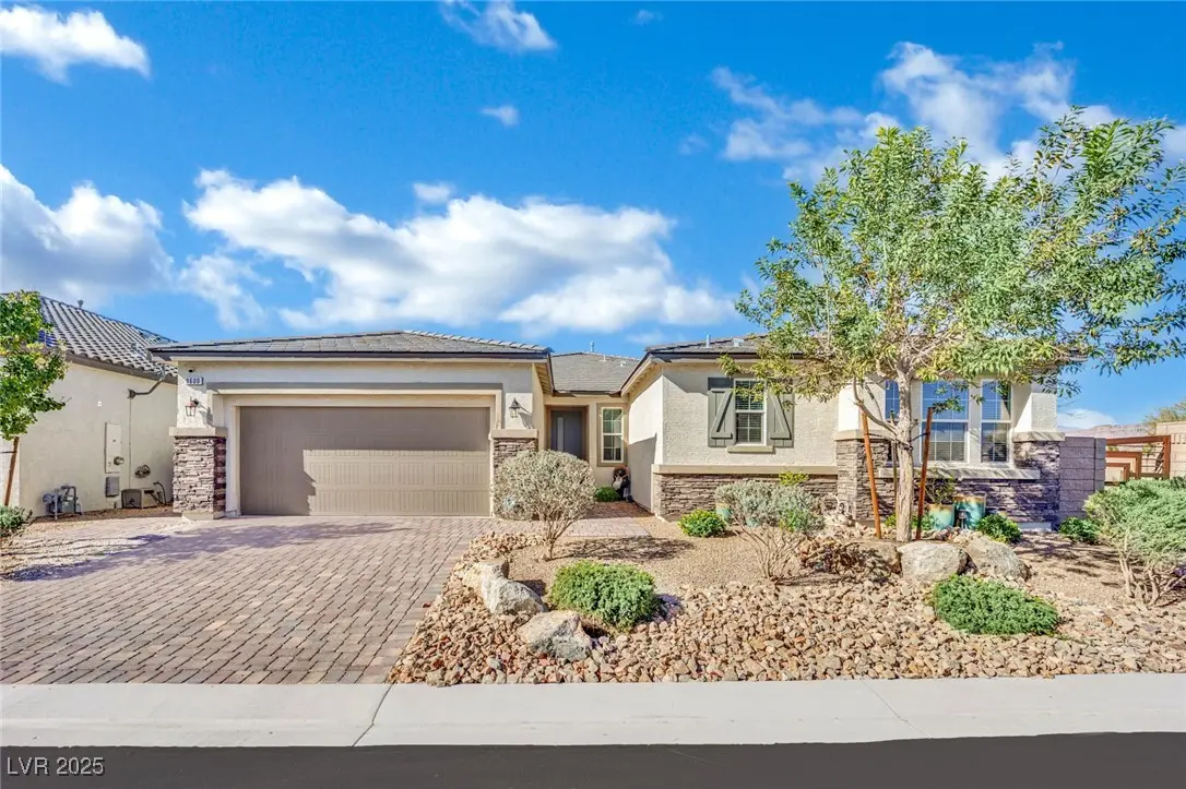 Photo of Listing #2730896