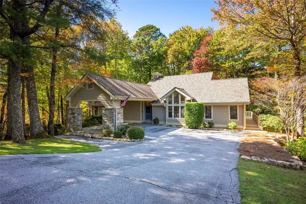 242 Club Colony Lane, Lake Toxaway