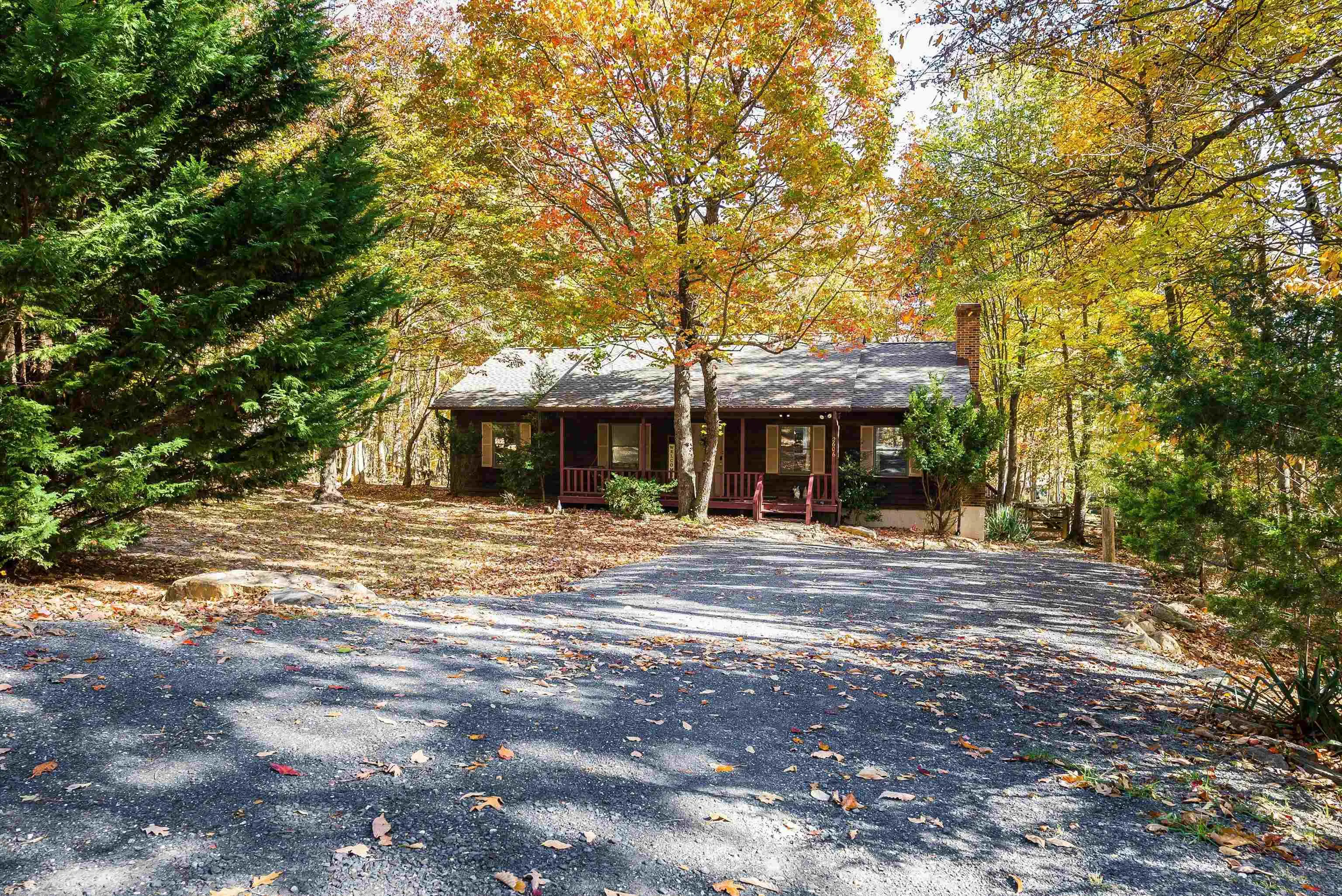 2606 Hopkins Dr, Mcgaheysville