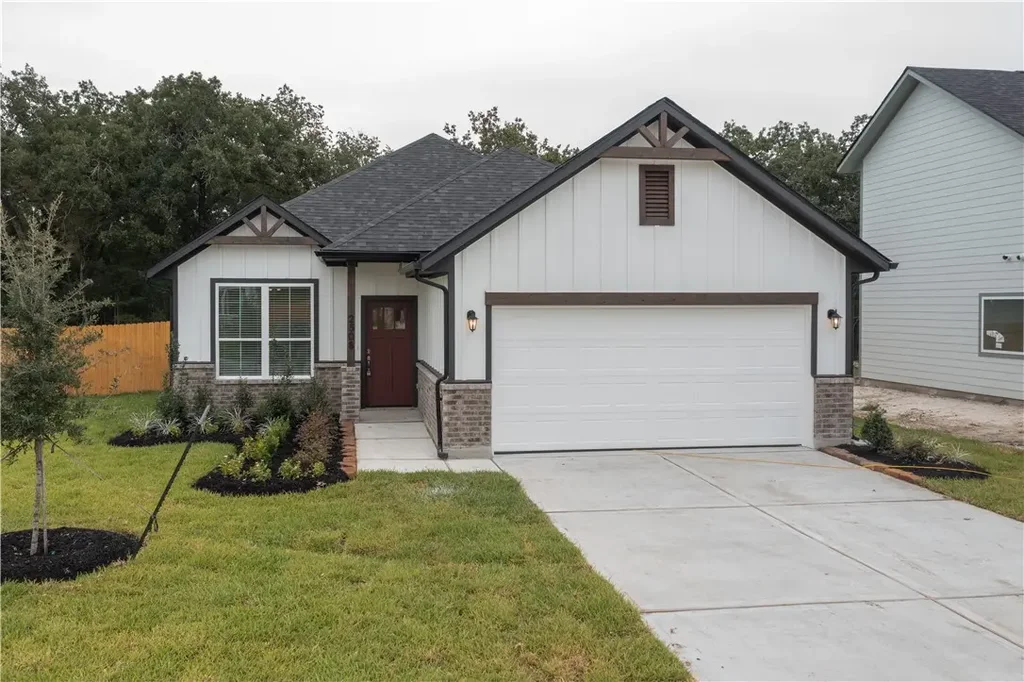 2508 Lightfoot Lane, Bryan