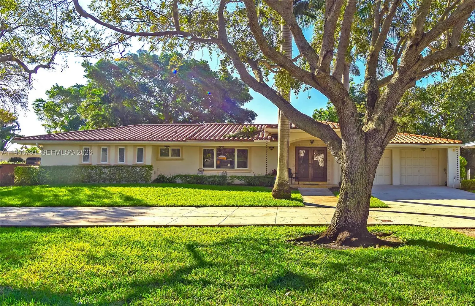 Photo of Listing #A11903791