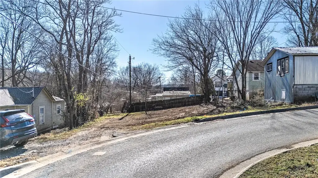 171 E Meadow Street, Fayetteville