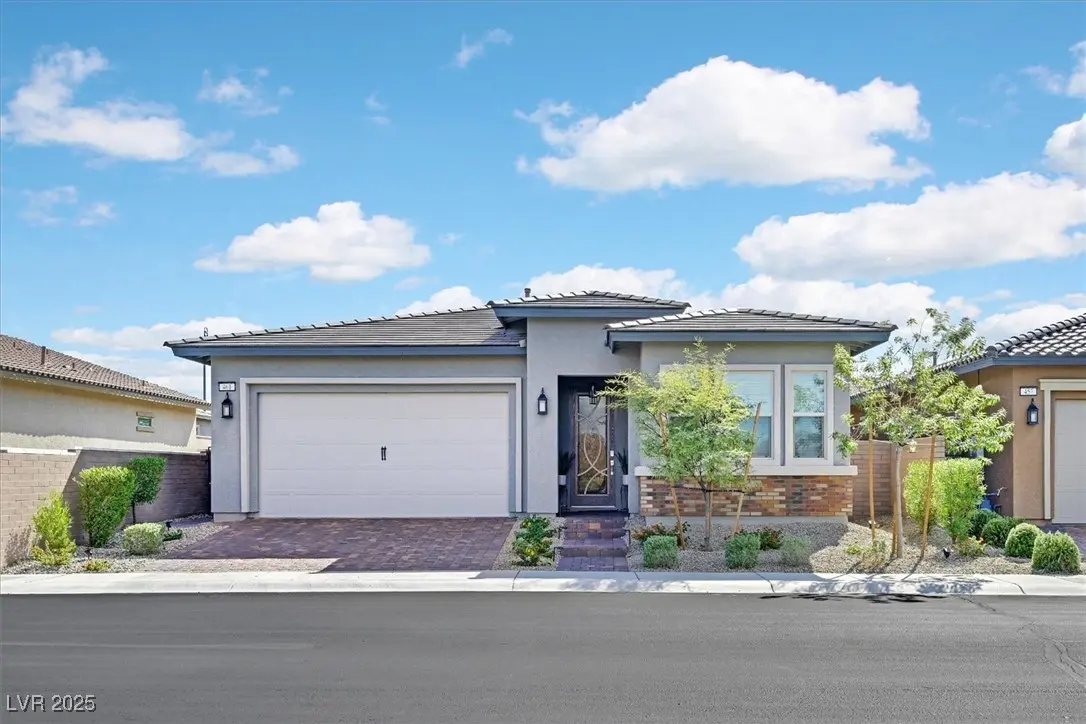 Photo of Listing #2730695