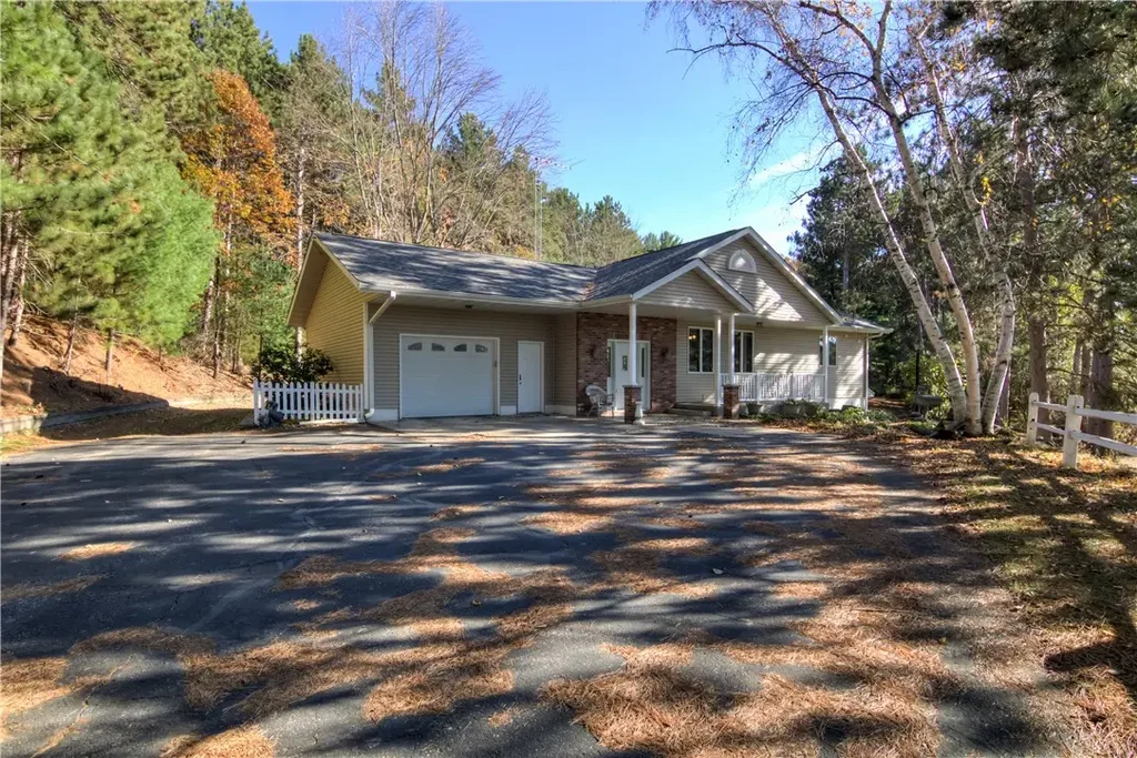 3427 Markgraff Road, Fall Creek