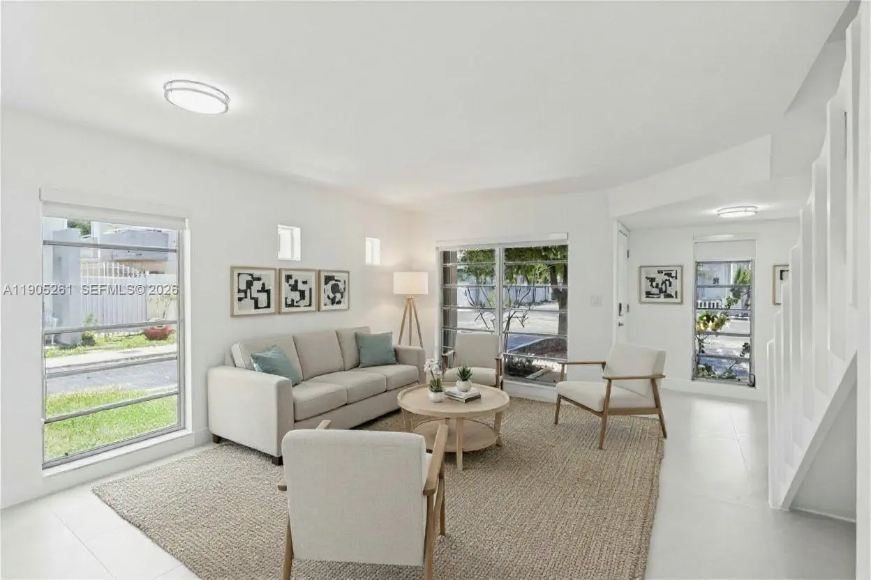 Photo of Listing #A11905261