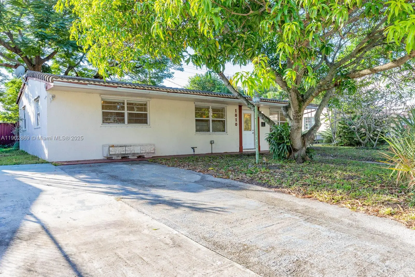 Photo of Listing #A11902869