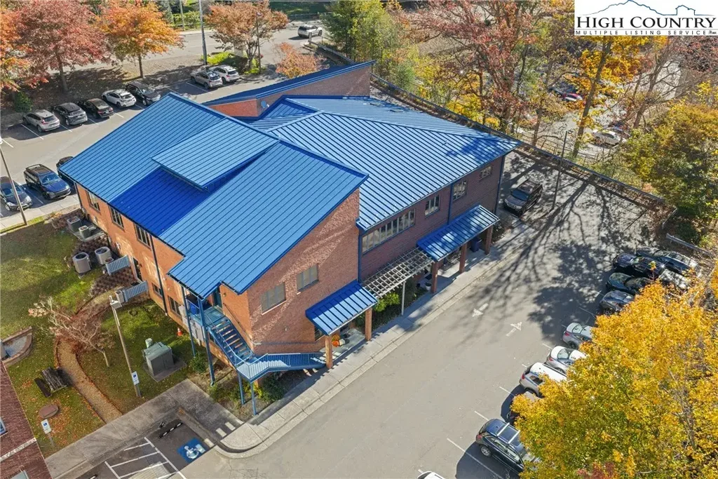 610 State Farm Road # 3, Boone