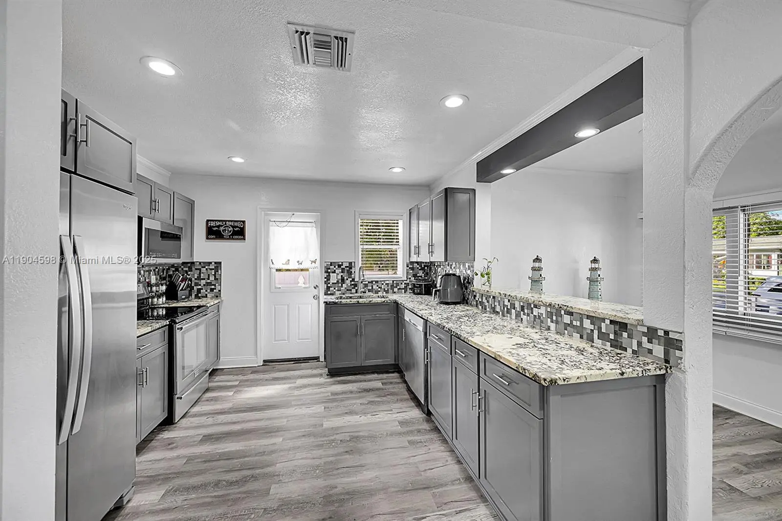 Photo of Listing #A11904598