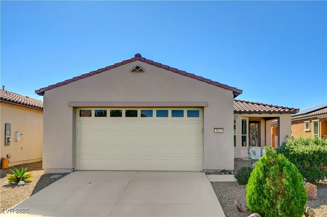 Photo of Listing #2731482