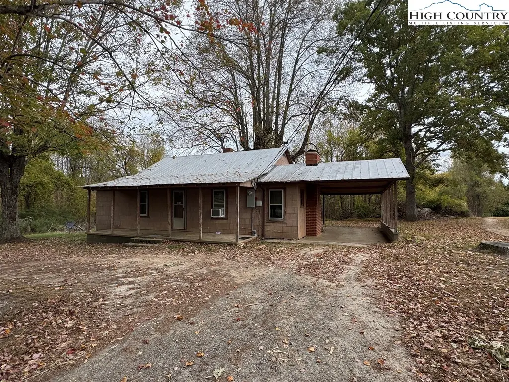 3016 S Center Church Road, Thurmond