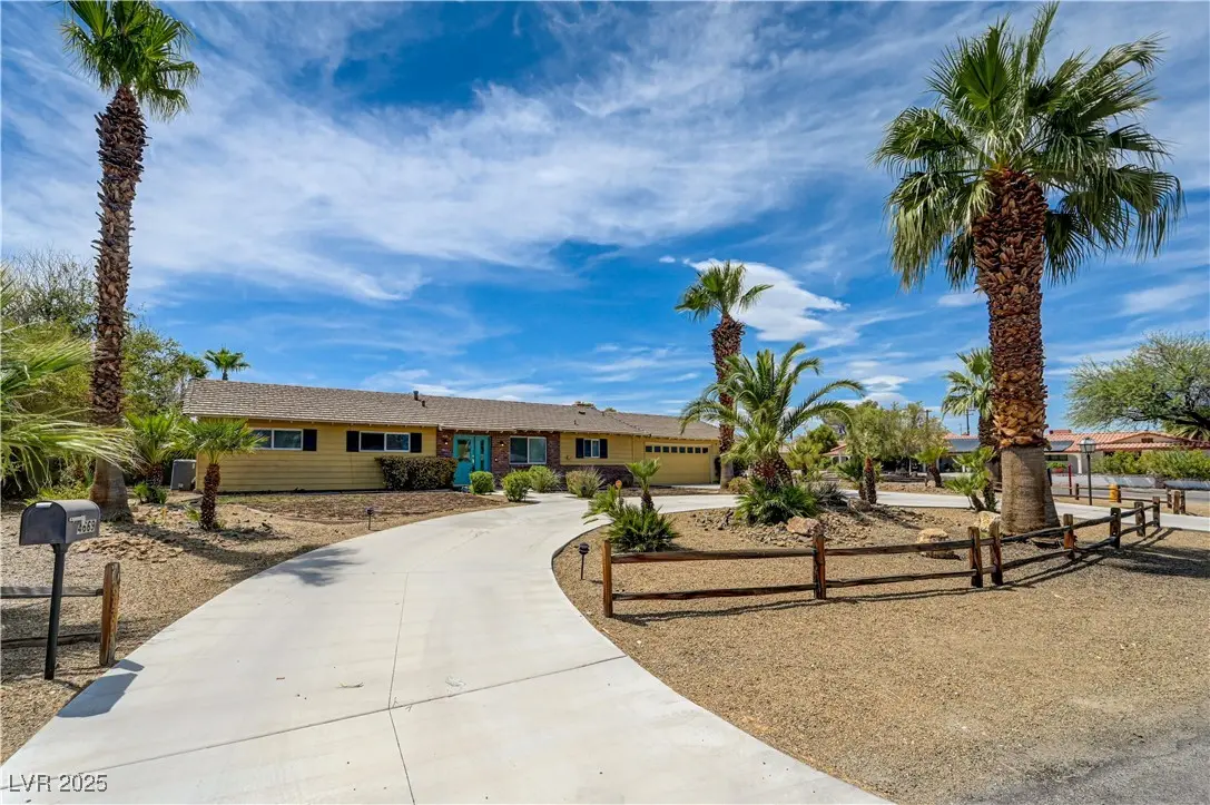 Photo of Listing #2731550