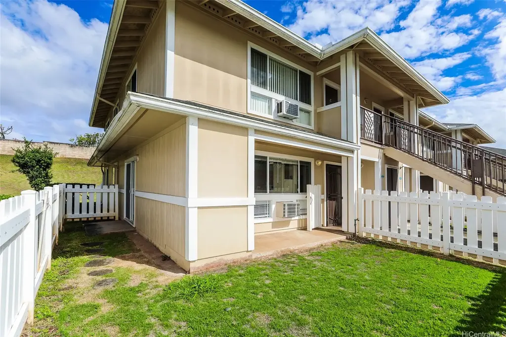 95-1131 Koolani Drive # 146, Mililani