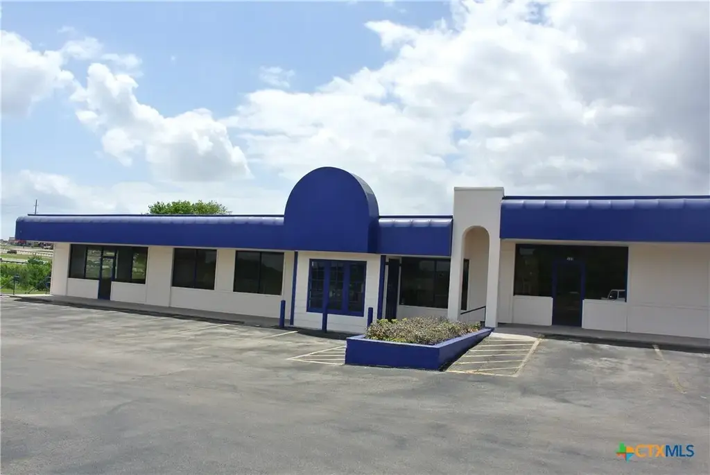 2301 E Central Texas Expressway 105, Killeen