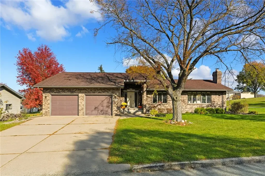 18124 Fredrickson Street, Whitehall