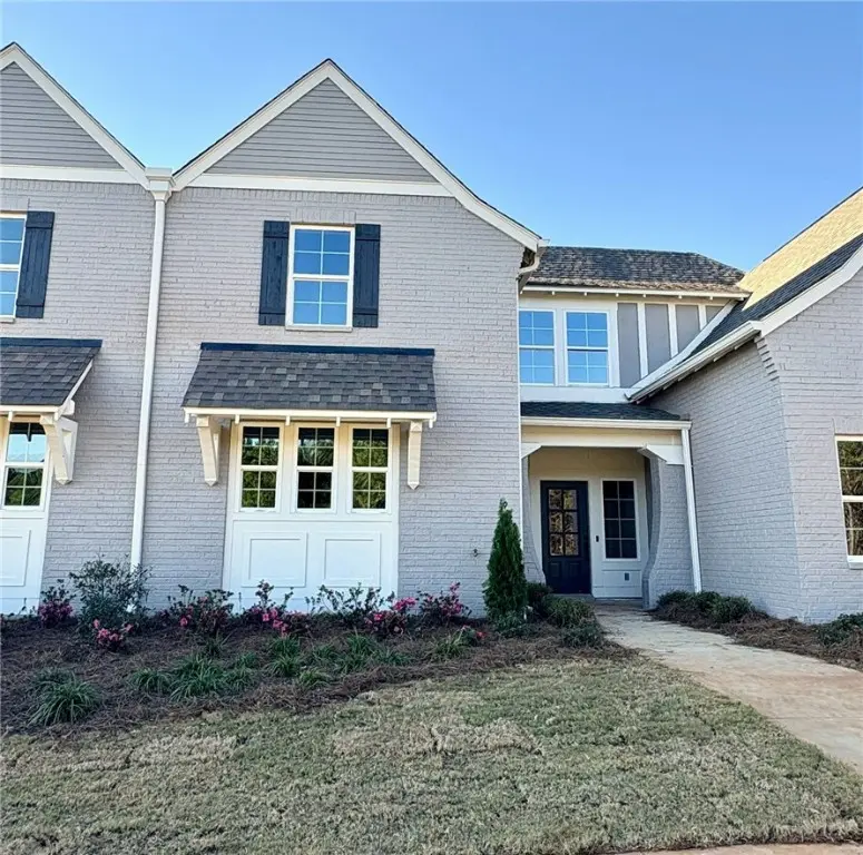 1756 Woodland Pines Ln 272, Auburn