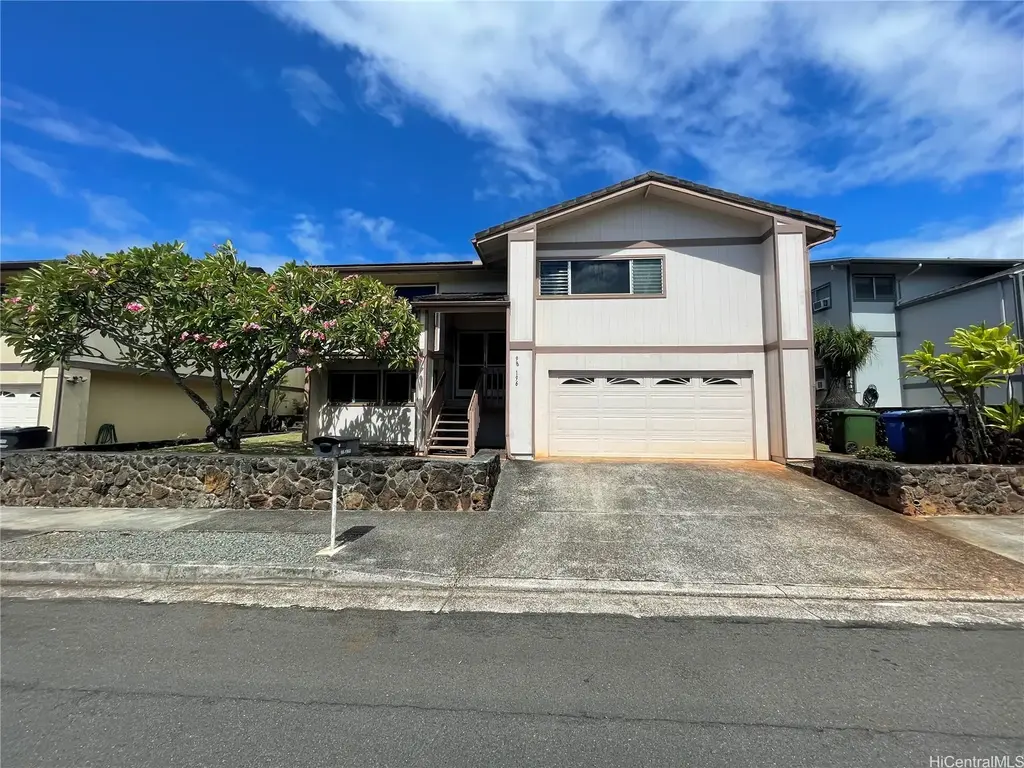 98-1968 Hoala Street, Aiea