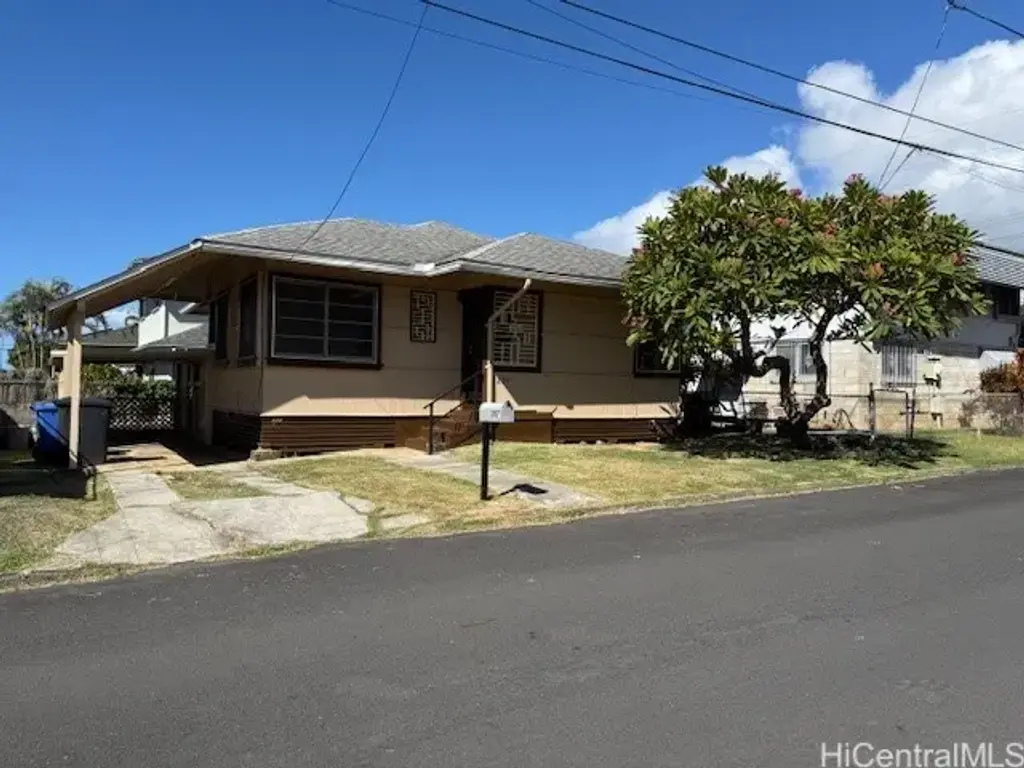 207 Namokueha Street, Honolulu