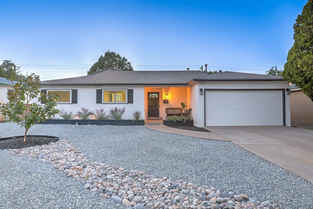 1521 Dartmouth Drive Ne, Albuquerque