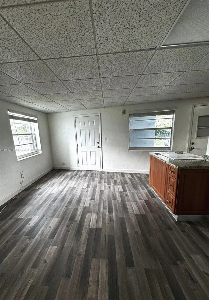 Photo of Listing #A11905911