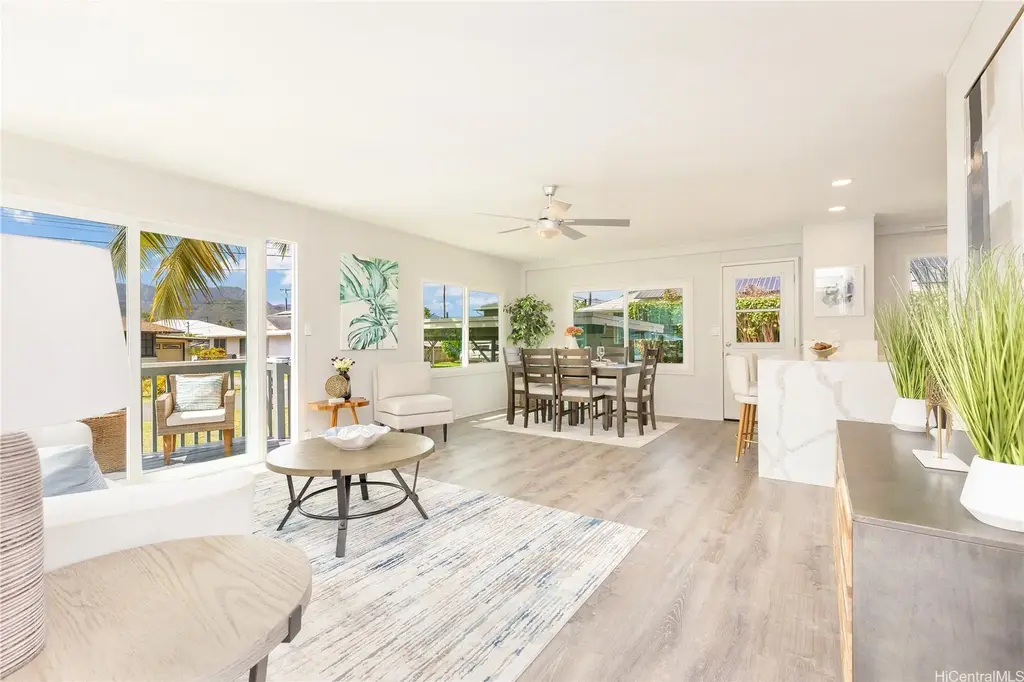 407 Keaniani Street # B, Kailua