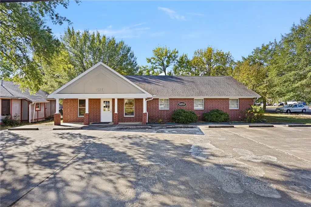 1501 W C Street, Russellville